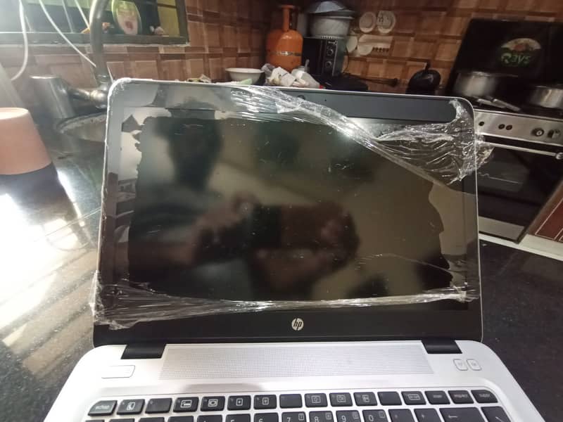 Hp elitebook core i5 6th genertion/laptop for sale| 820 g3 8|256 SSD 0