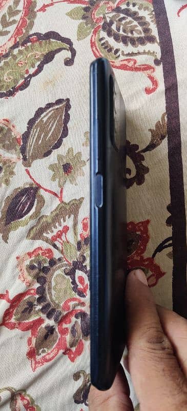 Xiaomi Redmi 9t - good condition with box 4/128 gb 3