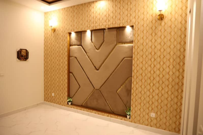 100% OWNER BUILT HOUSE FOR PERSONAL USE 19