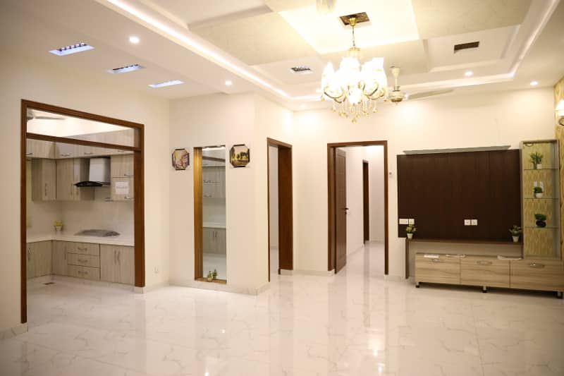 100% OWNER BUILT HOUSE FOR PERSONAL USE 32