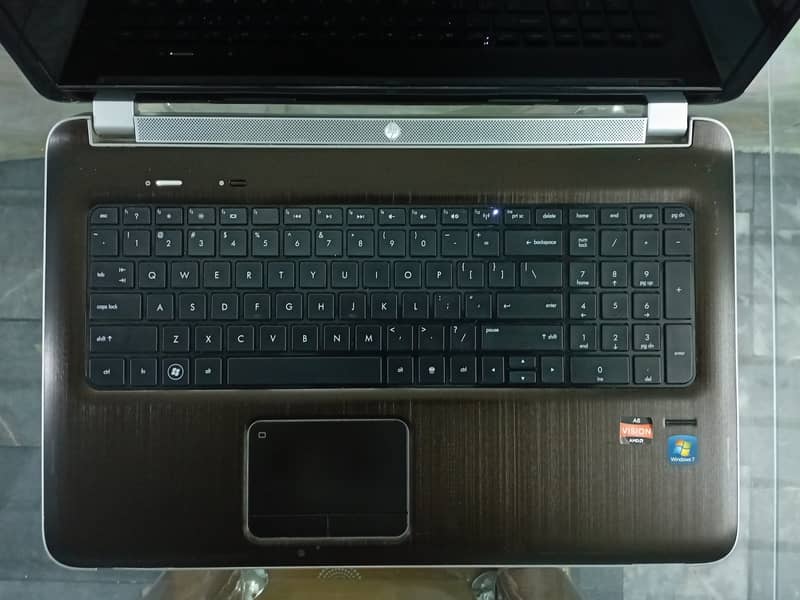 Hp Pavillion DV7 (AMD A6 8GB 500GB 512MB Radeon Graphic) 3