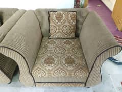 7 seater sofa set is for sale