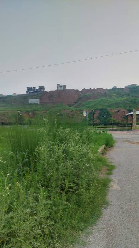 10 Marla Level Solid Plot For Sale DHA 3 Sector B Islamabad 9