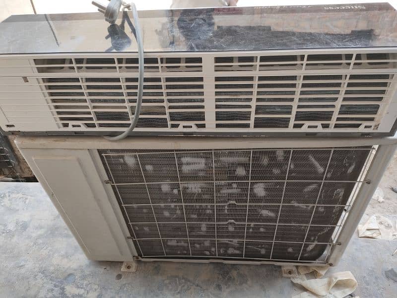 1 Ton Ac for sale 4