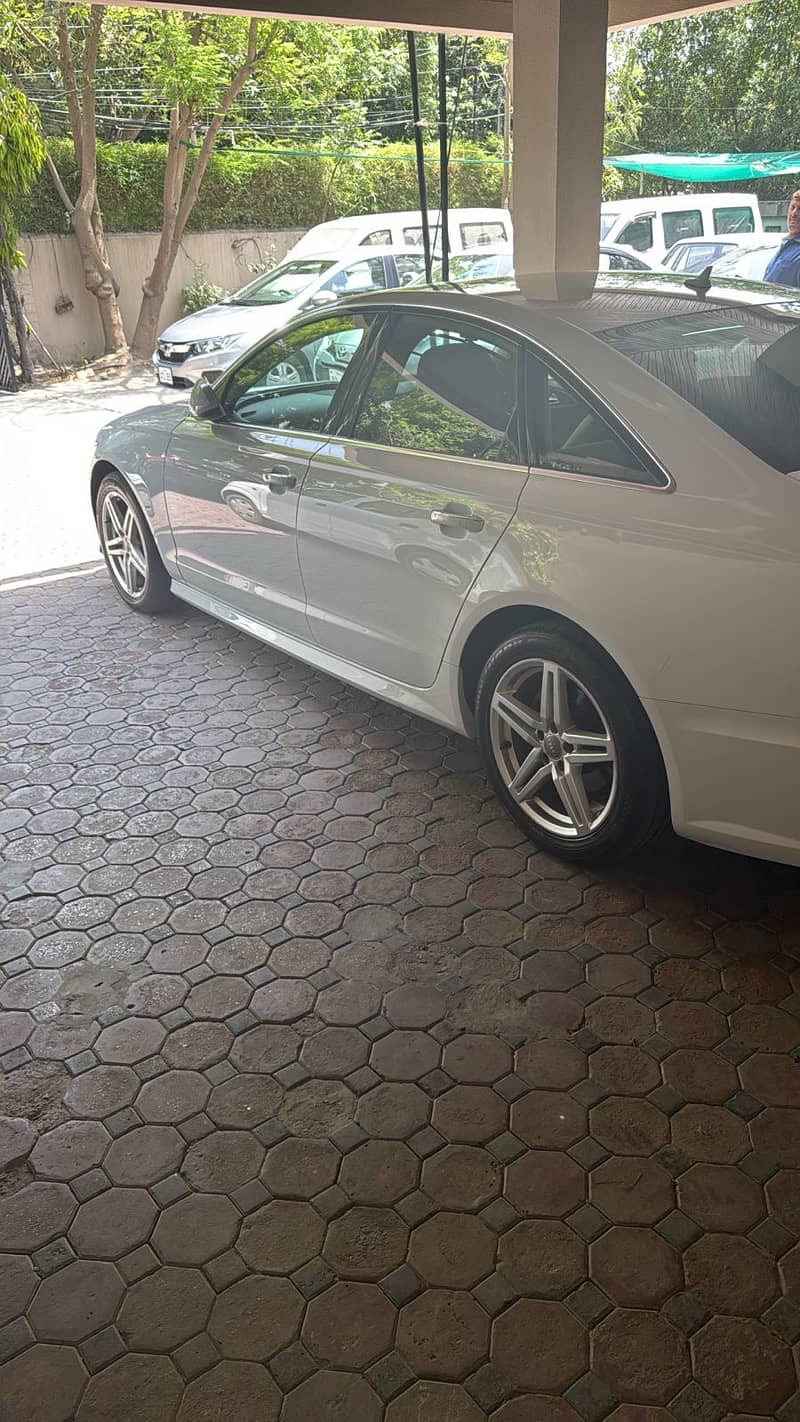 Audi A6 2017 4