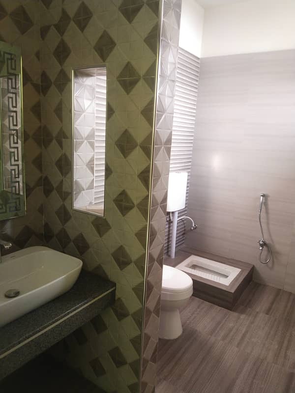 10 Marla Brand New Luxury Spanish Upper Portion Available For Rent Near Ucp University Or University Of Lahore Or Shaukat Khanum Hospital Or Abdul Sattar Eidi Road M2 2
