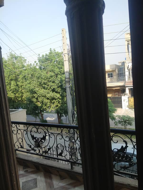 10 Marla Brand New Luxury Spanish Upper Portion Available For Rent Near Ucp University Or University Of Lahore Or Shaukat Khanum Hospital Or Abdul Sattar Eidi Road M2 5
