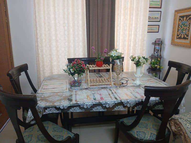 DINING TABLE 6 SETER 0