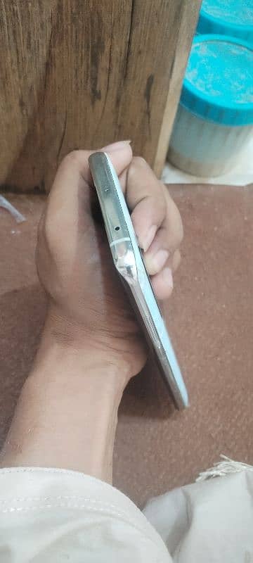 mi not10 lite 10/7 condition 8/128gb 6