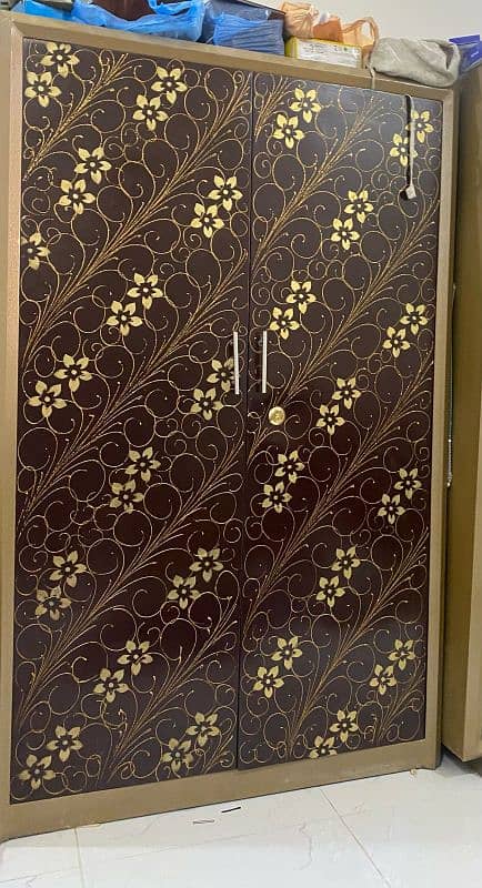 2 Iron cupboard And 1 Wood very good condition. 0