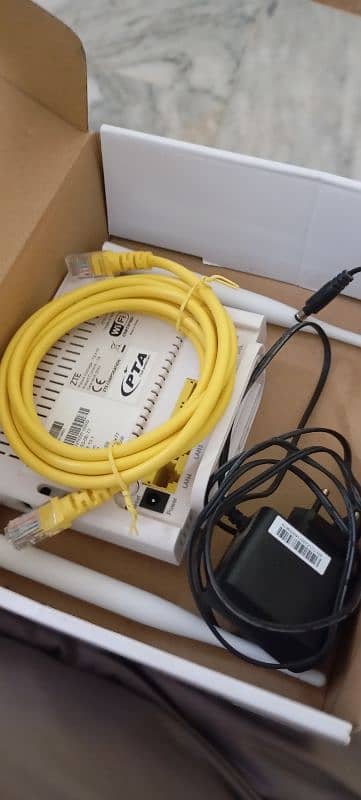 Electronic Modem Router PTCl 0