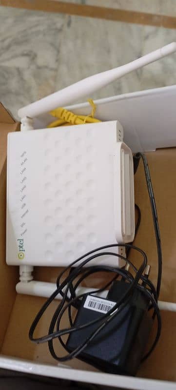 Electronic Modem Router PTCl 1