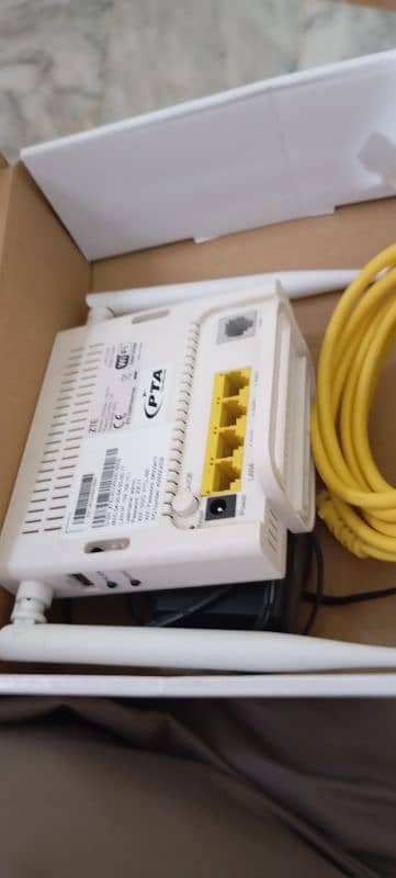 Electronic Modem Router PTCl 2