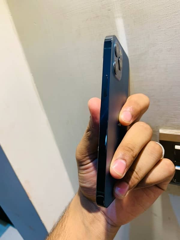 Iphone 12 pro 256gb PTA Approved 3
