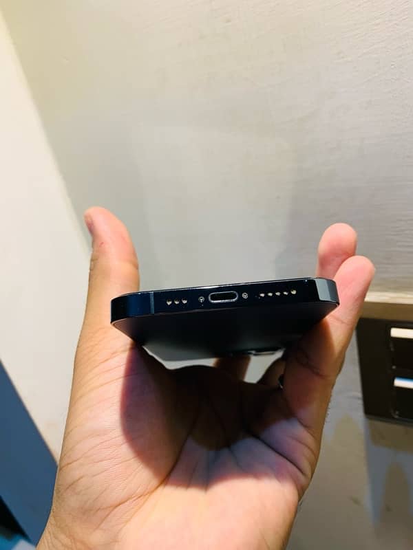 Iphone 12 pro 256gb PTA Approved 4