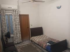 Room Available For Rent Near Doctors Hospital And Main Canal Road For Bachelor Job Holder/ Student