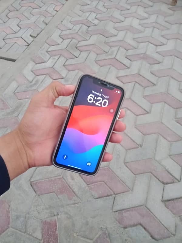 Xr to 13 pro 4