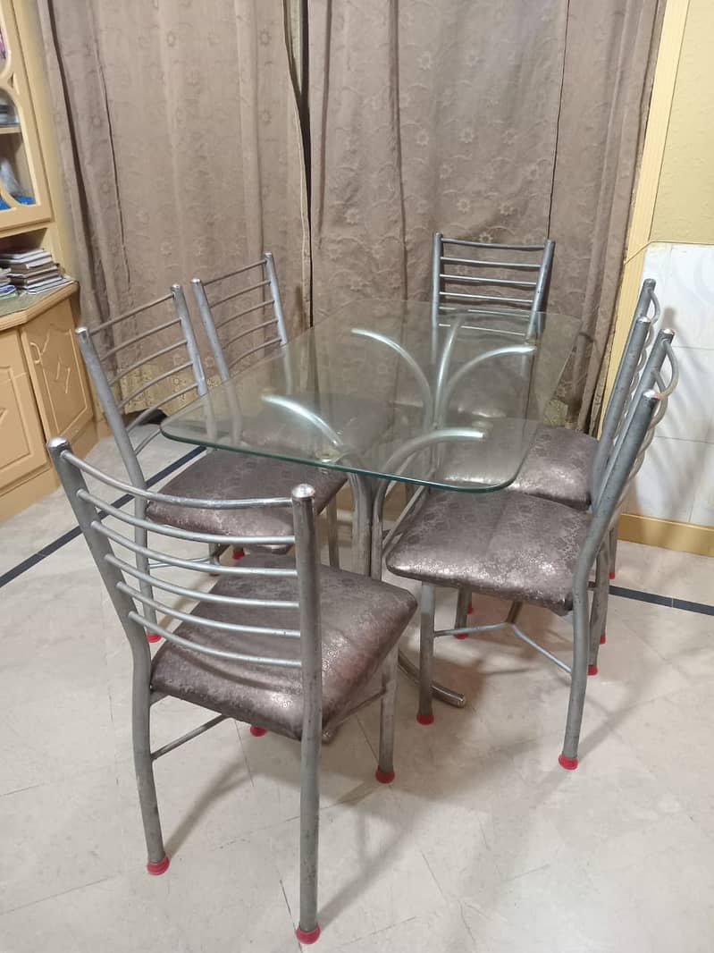 Dinning Table with 6 Chairs 1
