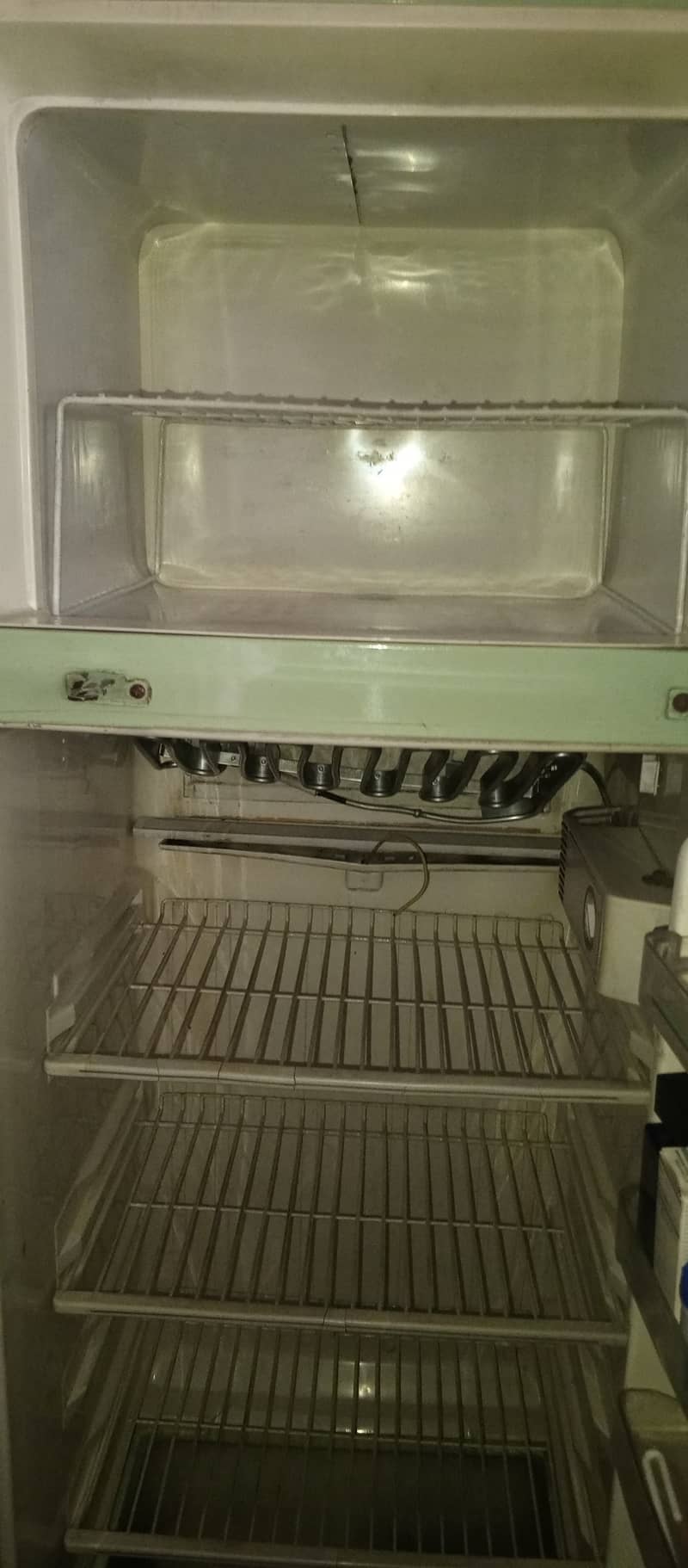 Singer Fridge with new compressor 6