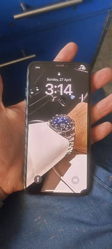 I phone X black color official PTA approved 256 gb all ok and original 1