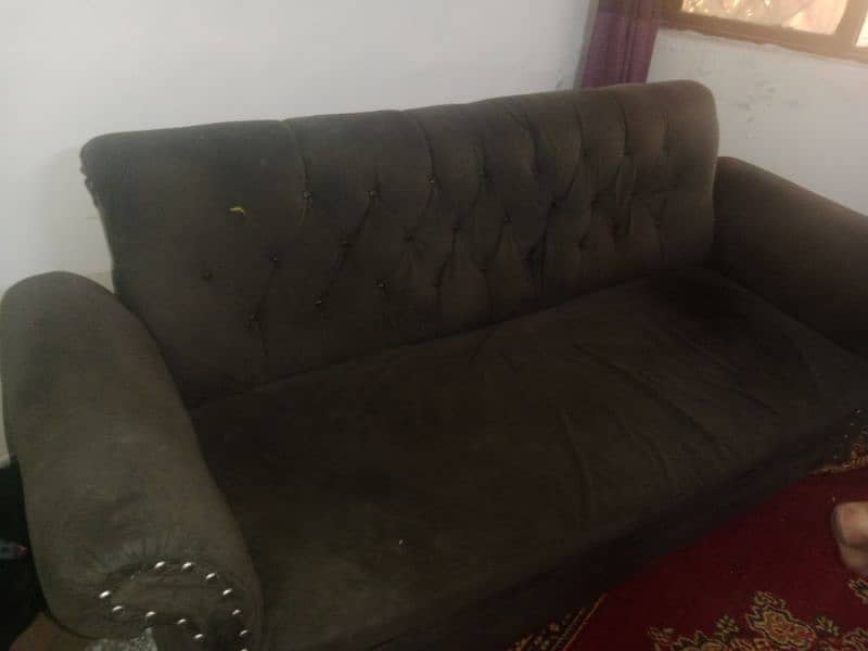 5 seater sofa with center table 3