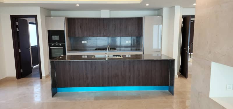 Brand New Corner Villa with Swimming Pool 8