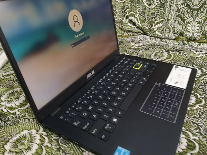 Asus vivo book 9