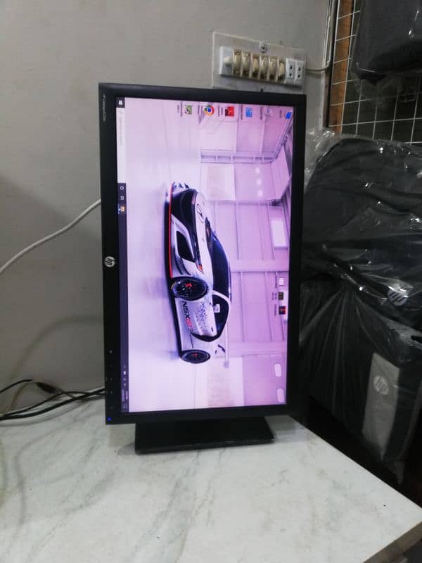 HP 23 inches Lcd Monitor with Hydraulic Stand (100% Fresh) 6
