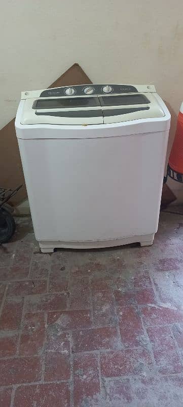 Kenwood Washer and Dryer 2