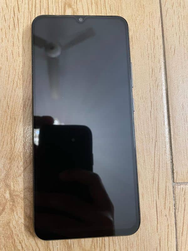 Realme C25Y 1