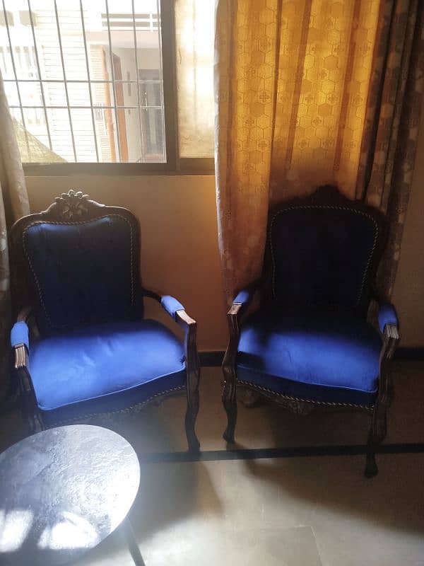 Two chairs 0