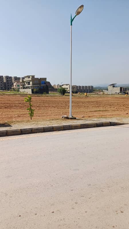 5 Marla Residential Plot For Sale In Behria 8 3
