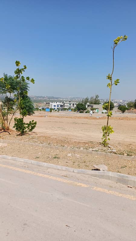 5 Marla Residential Plot For Sale In Behria 8 4