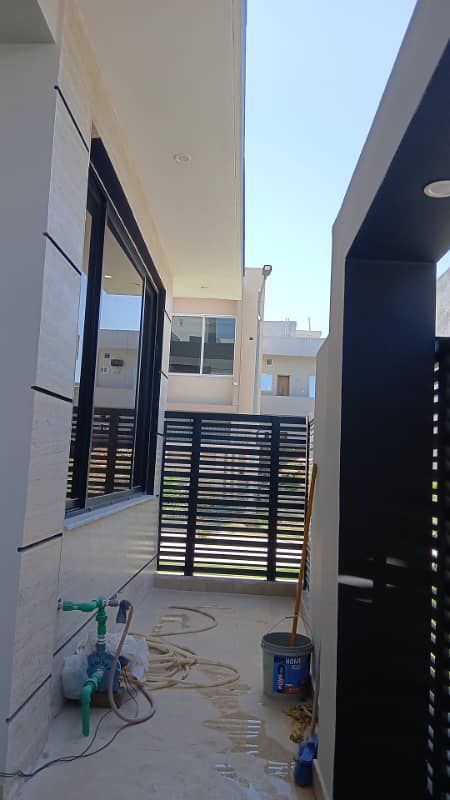 5 marla Luxurious Modern Design corner furnished house for sale 3