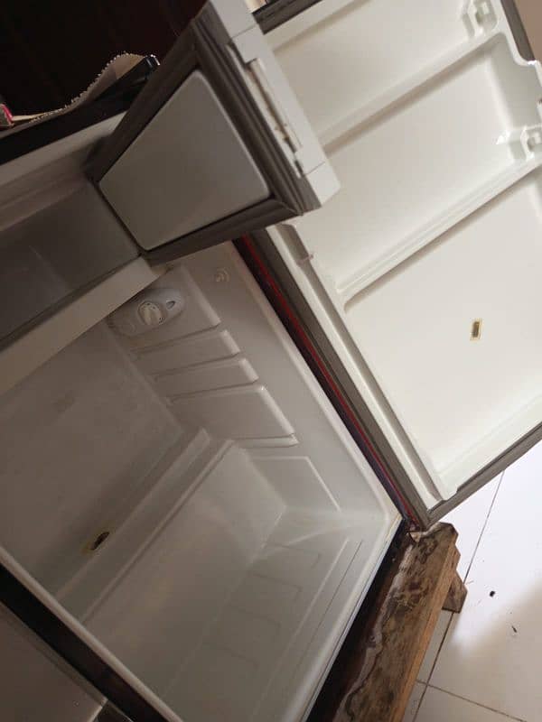 *Room Refrigerator for Sale* 9