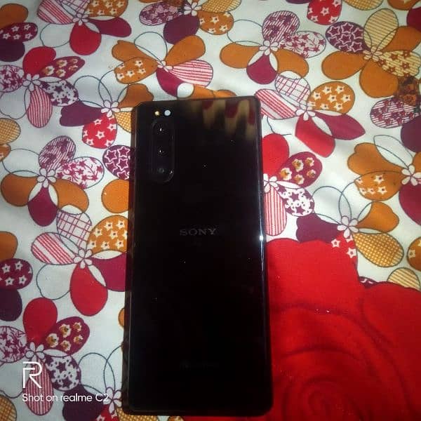 Sonya Xperia 5 mark 3 condition 9.5 A1 condition with charger non PTA 4