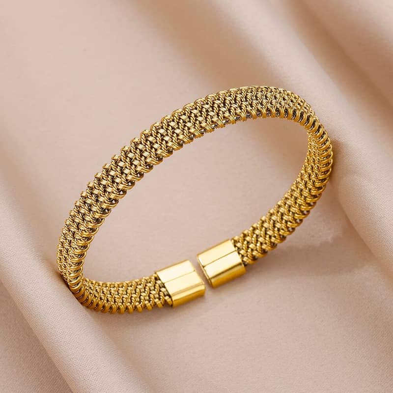 Pendants | Rings | Jewlary | Artificial | Braslats | Kara |03212244122 12