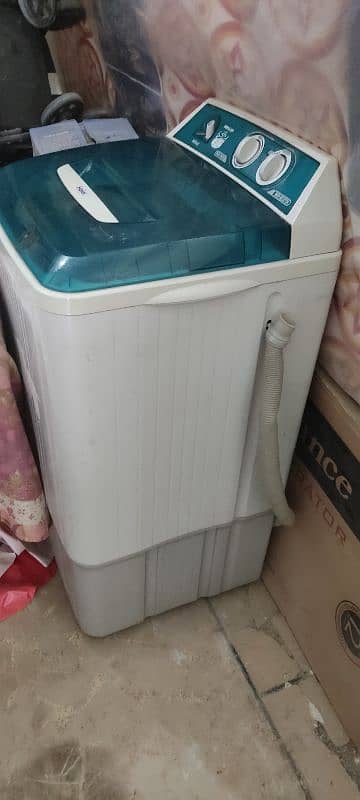 Haier washing Machine only few month use 22000 Rs 5