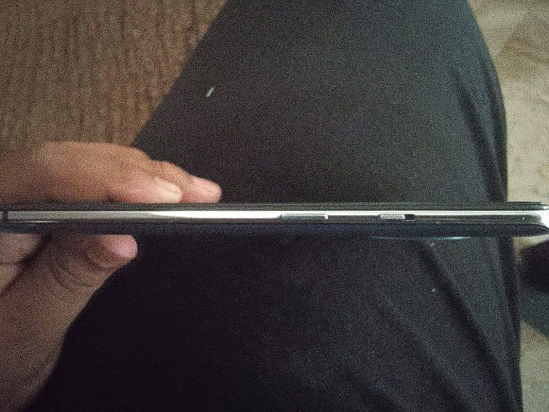 one plus 7t  8 ram 128 memory 0