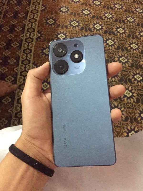 Tecno spark 10 pro 8/128 0