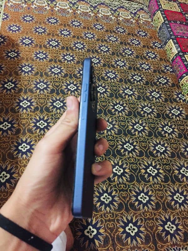 Tecno spark 10 pro 8/128 4