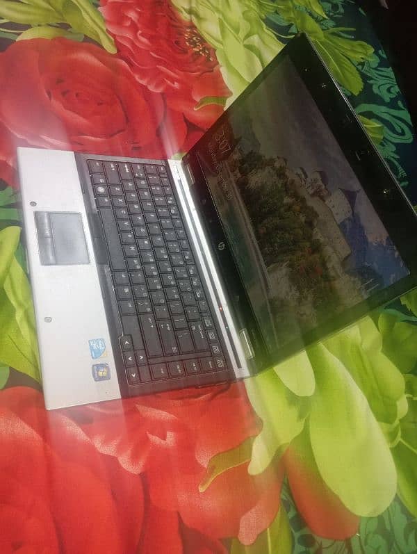 Hp laptop  i5 5