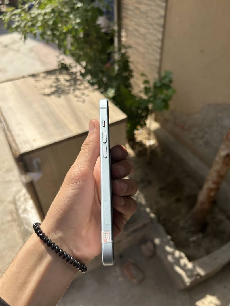 iPhone 15[JV Non pta] 1