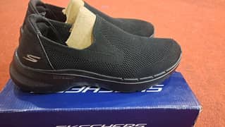 Skechers