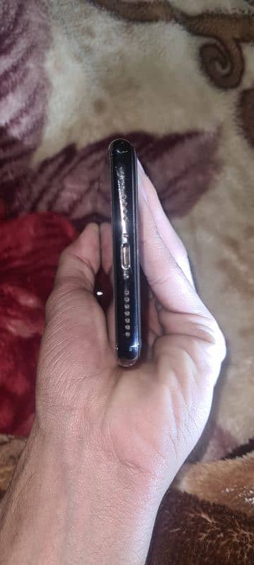 I phone xs max non pta 9