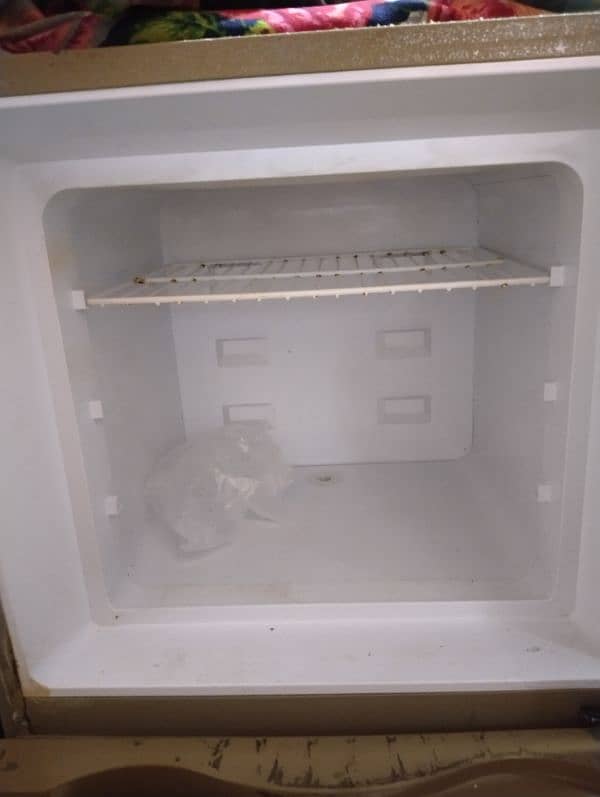 dawlance freezer 5