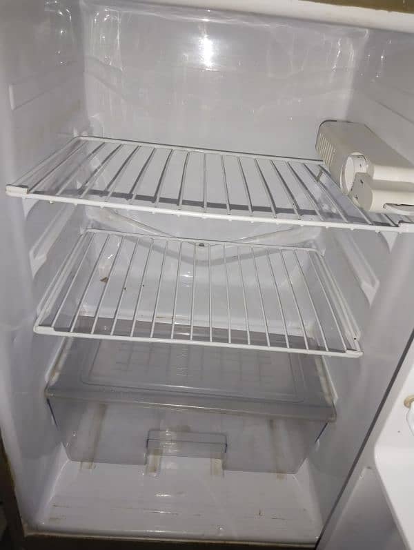 dawlance freezer 8