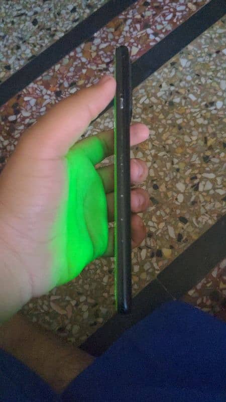 One Plus 9r 3