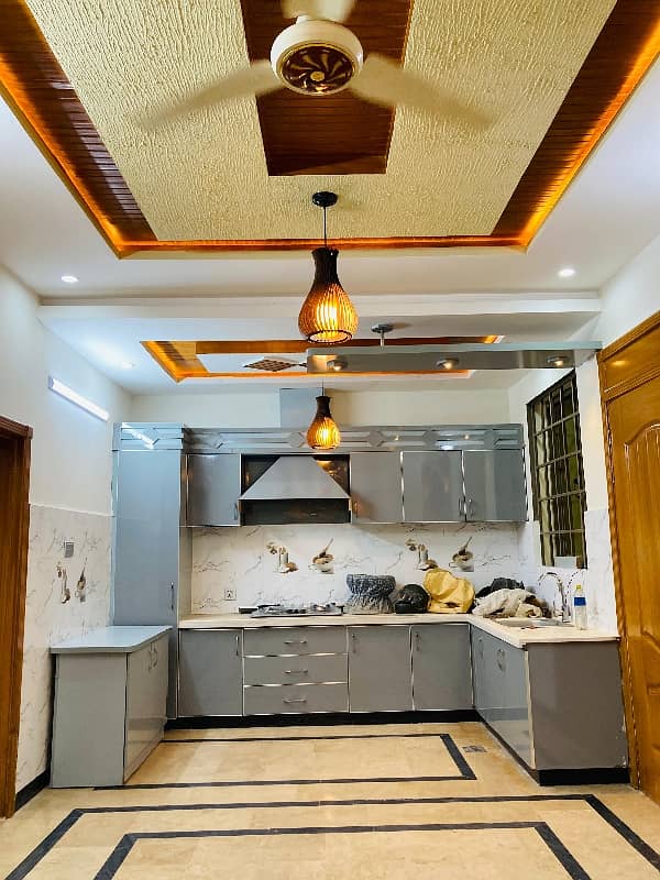 5 Marla Solid Construction Brand New 1.5 Storey Sector 04 3