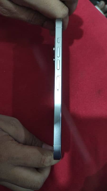iPhone 13 Pro Max 128GB - Non PTA JV - Color White 7